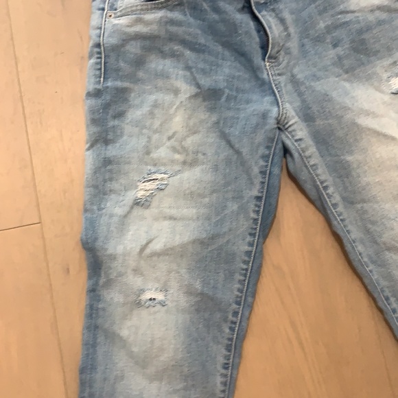 Gap 1969 faded blue Jean Capri - Picture 3 of 6